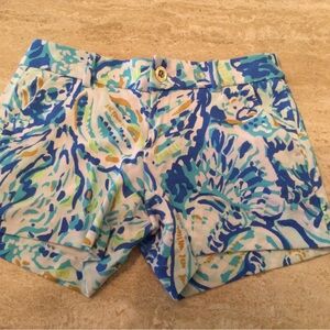 Lilly Pulitzer Callahan shorts.